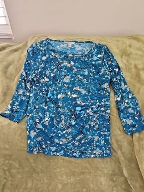 Dana Buchman Blue Floral Scoop Neck Long Sleeve Top, Size M